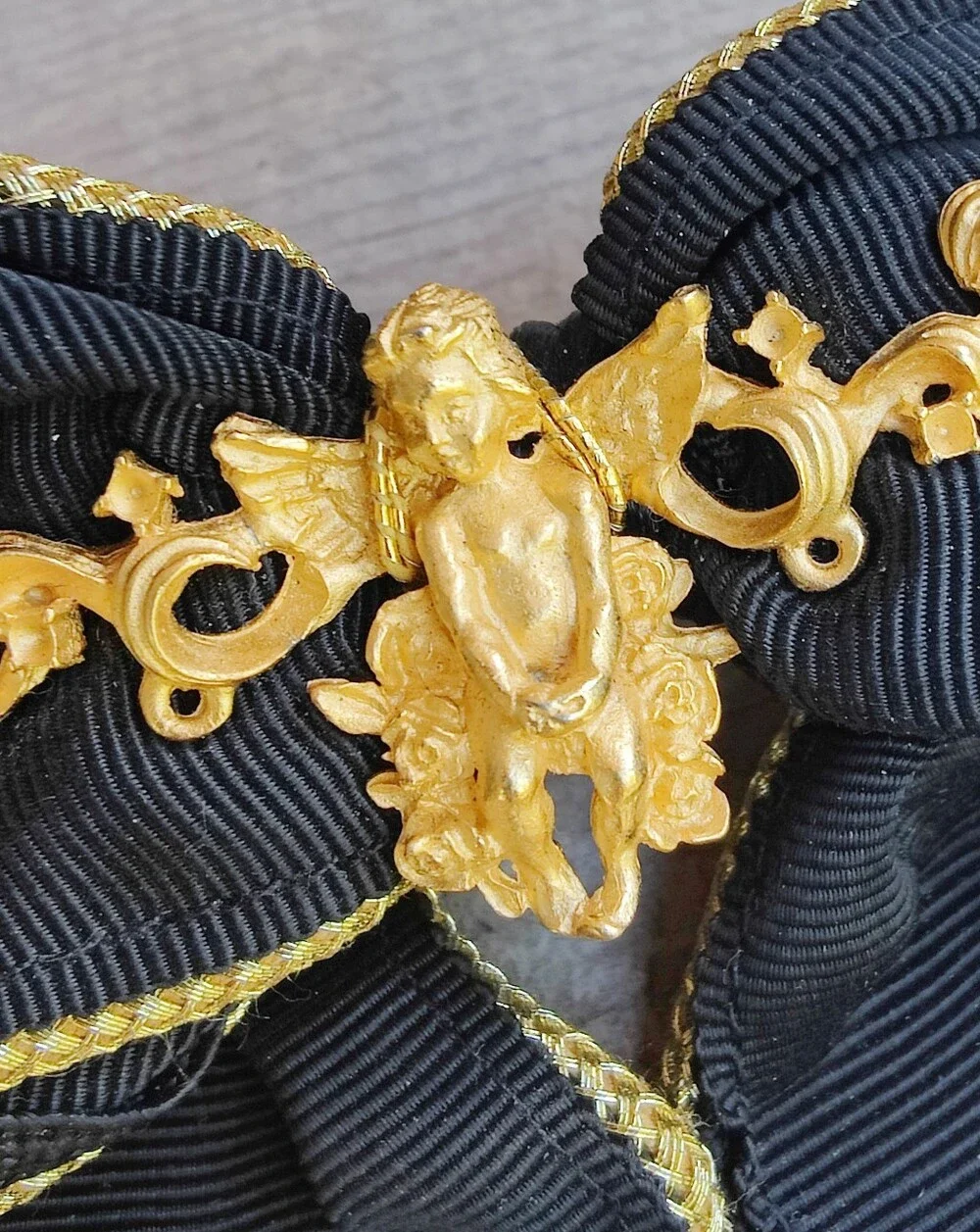 Kirk Foley Art Nouveau Large Hair Bow